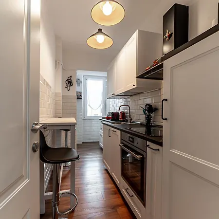 Claudia Flat - Metro Basilica San Paolo * Roma