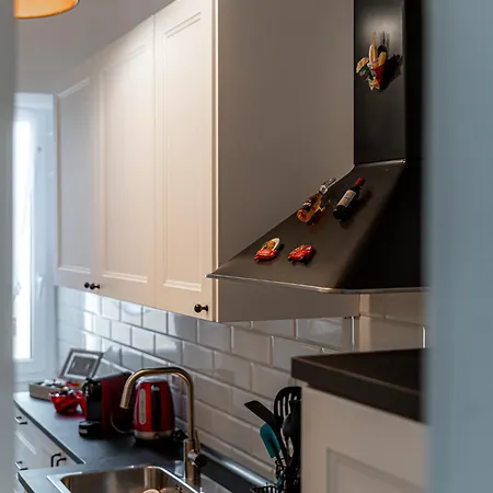 Claudia Flat - Metro Basilica San Paolo * Roma