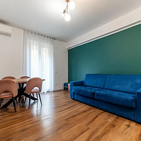 Claudia Flat - Metro Basilica San Paolo Apartamento Roma