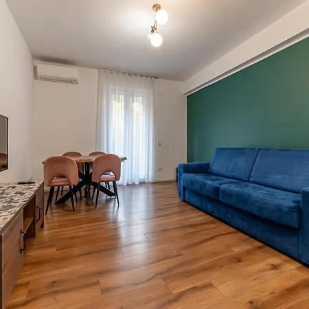 Claudia Flat - Metro Basilica San Paolo * Roma